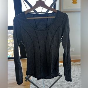 Lulu lemon Long sleeve striped form fitting top